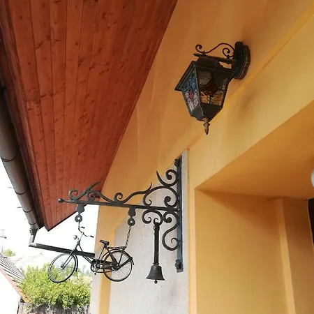 Cyklopenzion Slunce-soukromy Pokoj Apartment